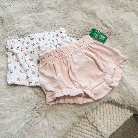 Baby Gap Set of Two Baby Shorts Bloomers - Picture 1 of 3